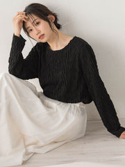 【WEB限定】フリルジャガードクルーネックプルオーバー