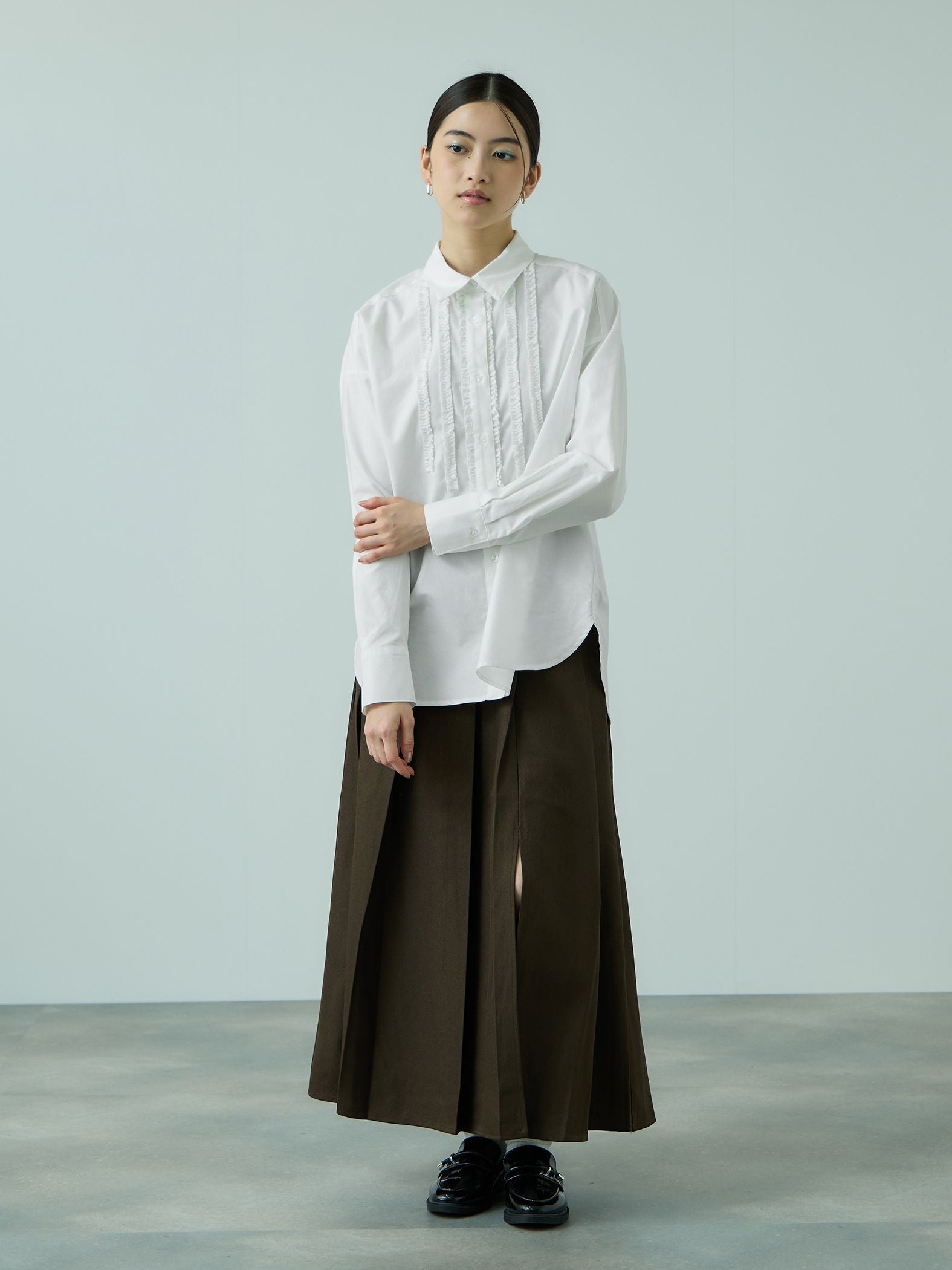 オックスミニフリルシャツ≪手洗い可能≫