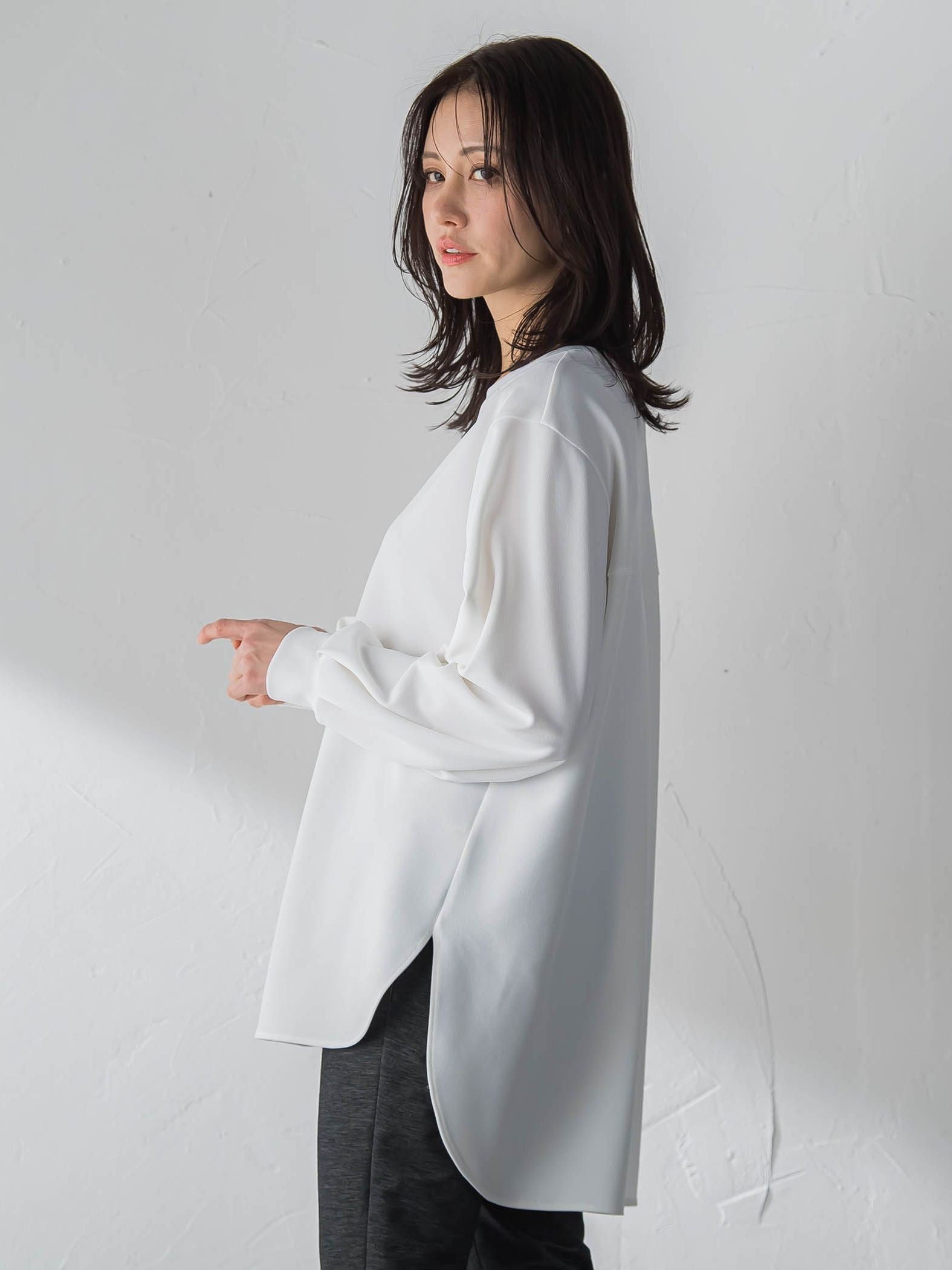 【WEB限定】≪大好評につき再々追加生産！≫季節をつなぐ万能Tブラウス