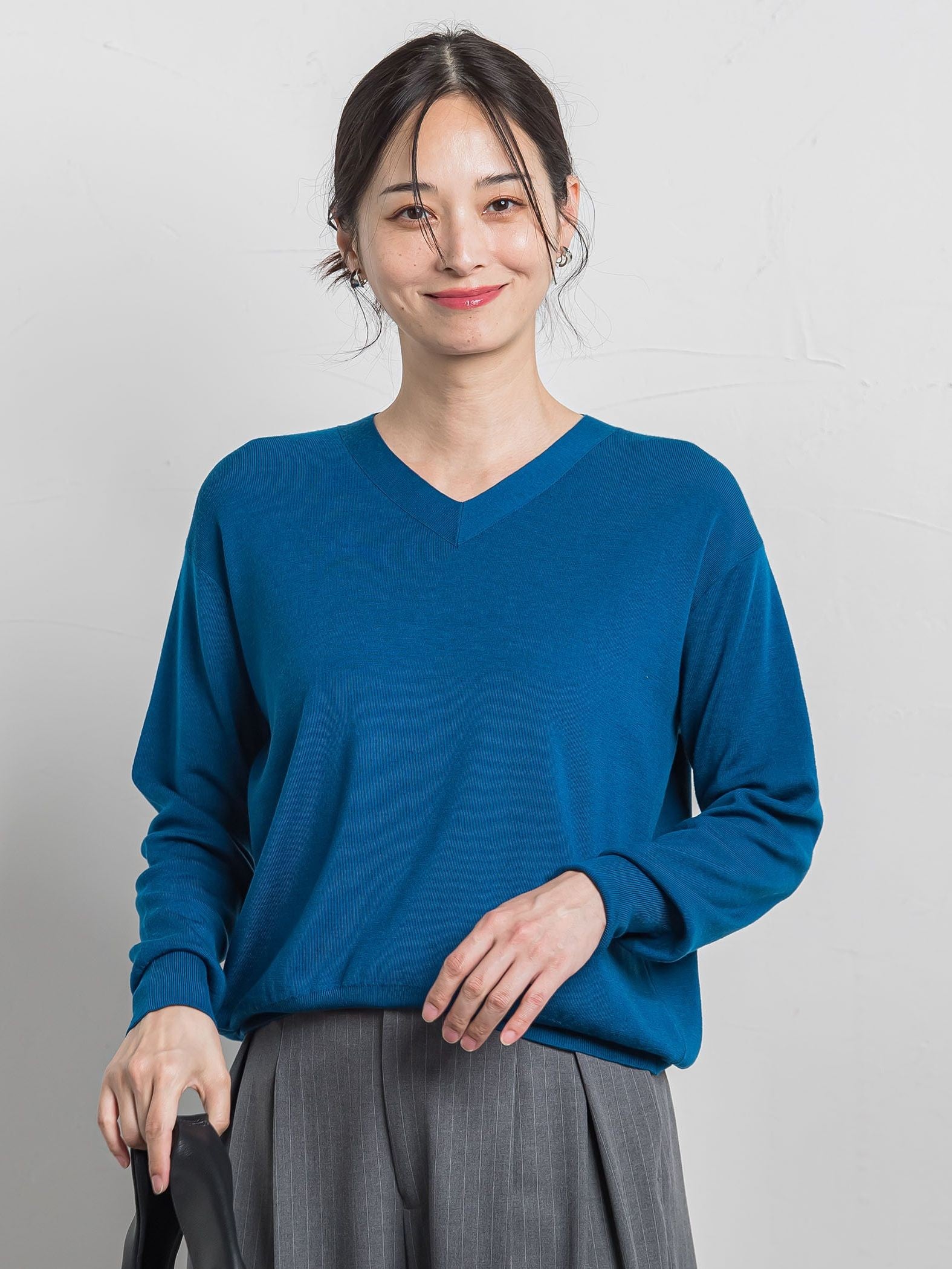 【Brisbane】 Vネックニットプルオーバー≪WEB限定カラーあり/11号あり≫