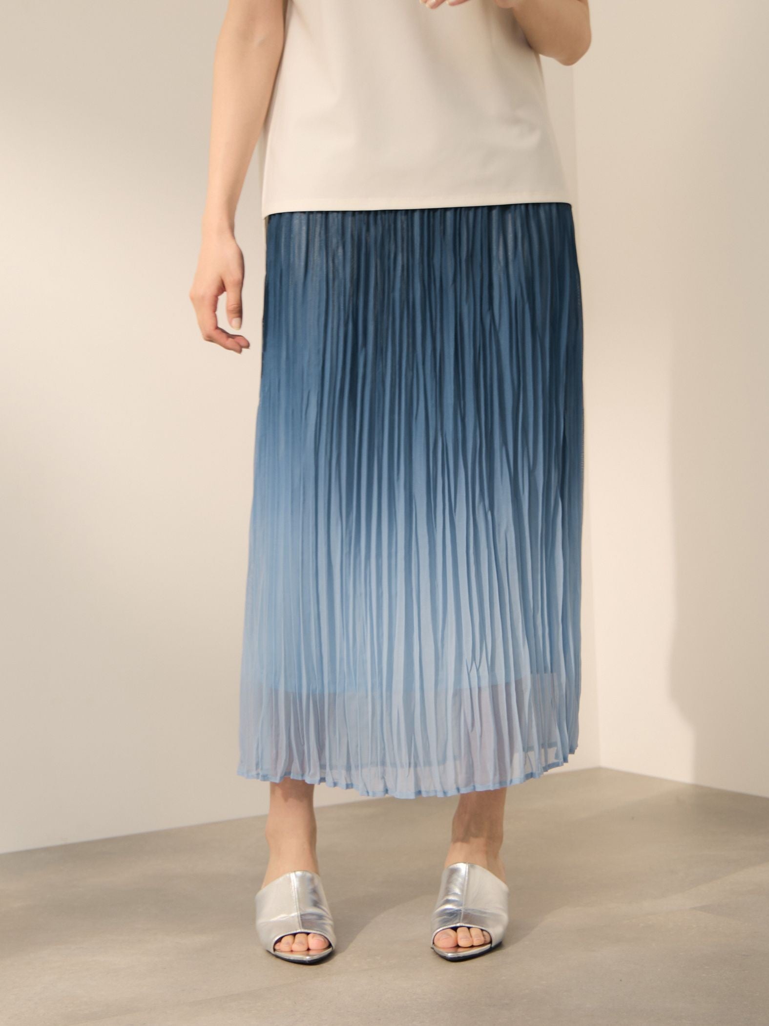シフォングラデーションプリーツスカート