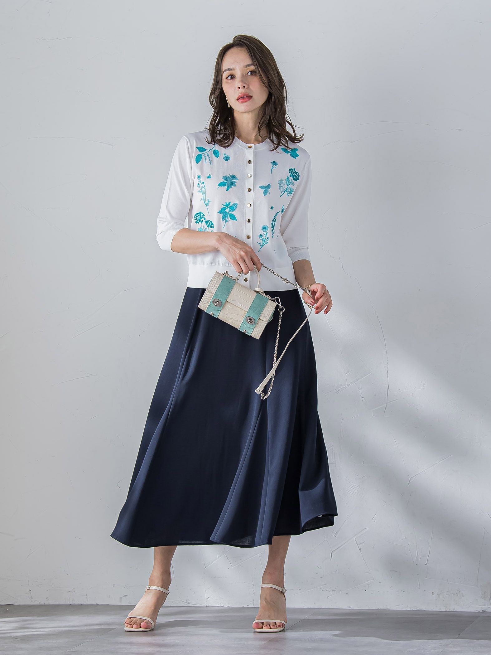 【新色追加】ハーブ刺繍カーディガン≪手洗い可能≫