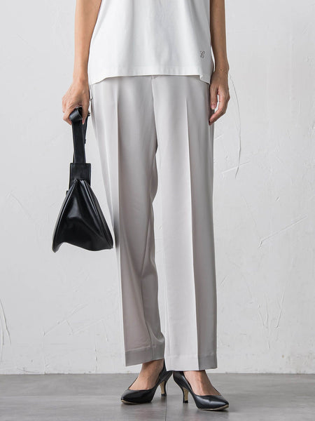 【大きいサイズ】【受注会限定】トリアセチノテーパードパンツ