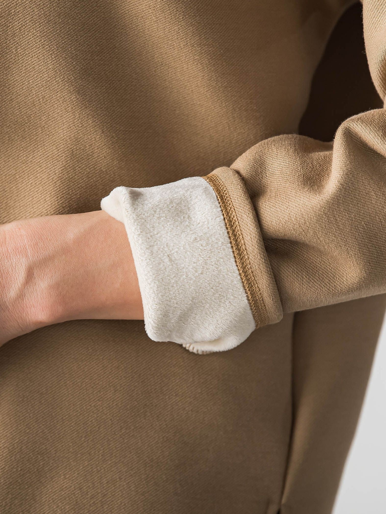 【WEB限定】裏毛布クルーネックプルオーバー≪毛玉防止・ストレッチ≫