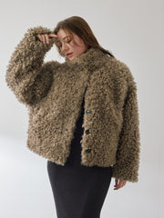 プードルフェイクファーブルゾン