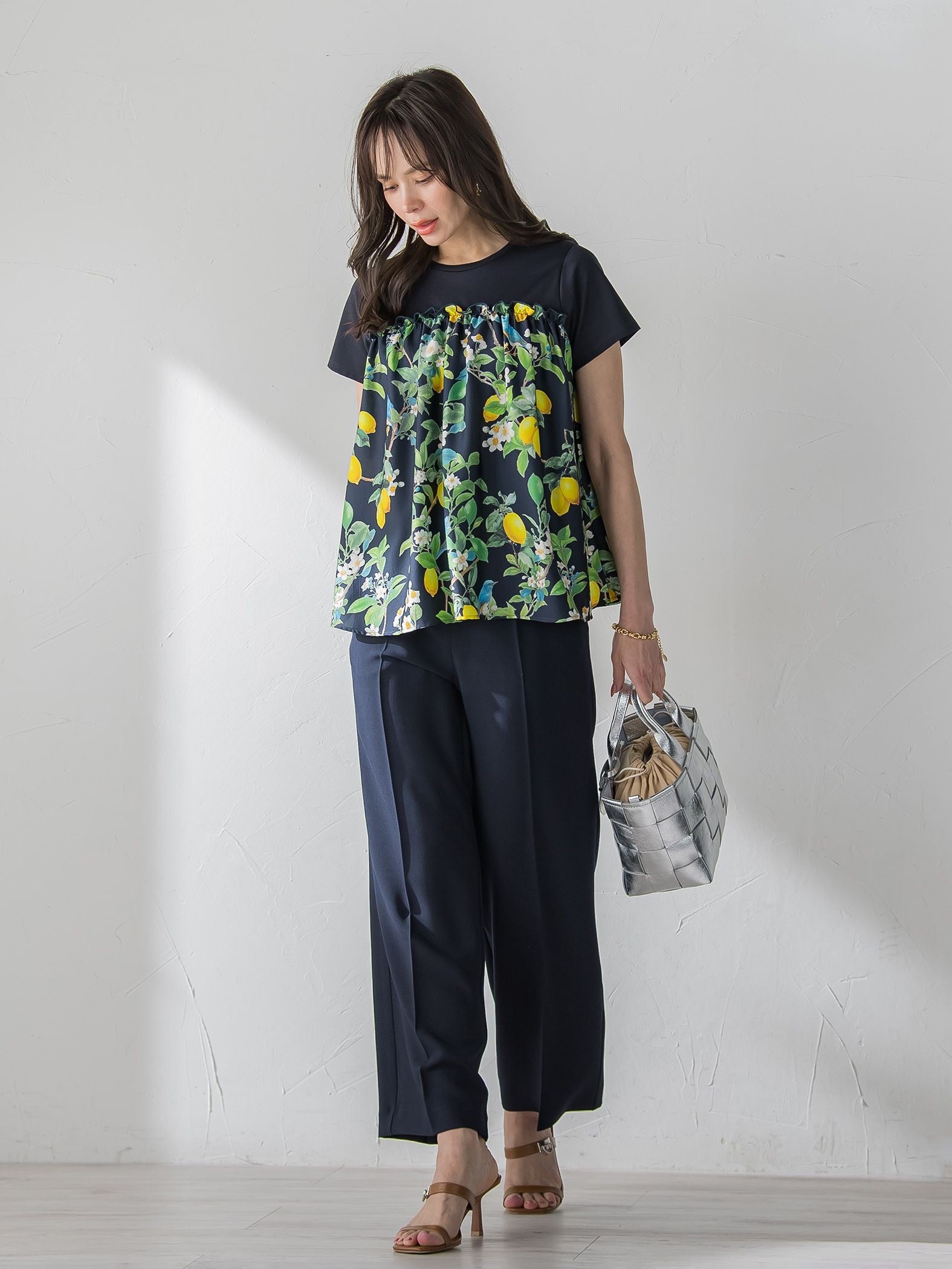 【BEVINI】シルバーハクトートバッグ