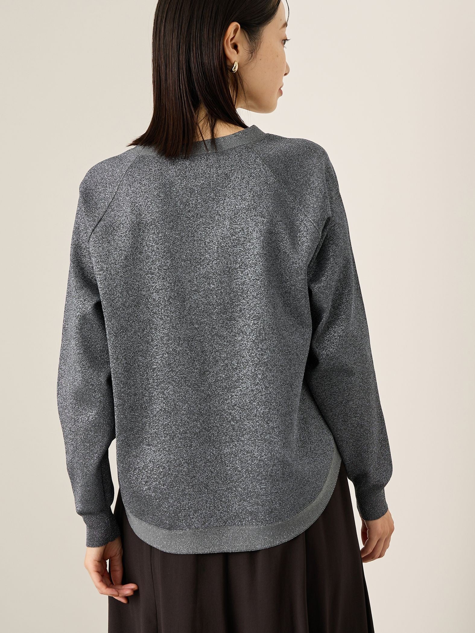 エアリーグリッターラウンドヘムニット≪手洗い可能≫