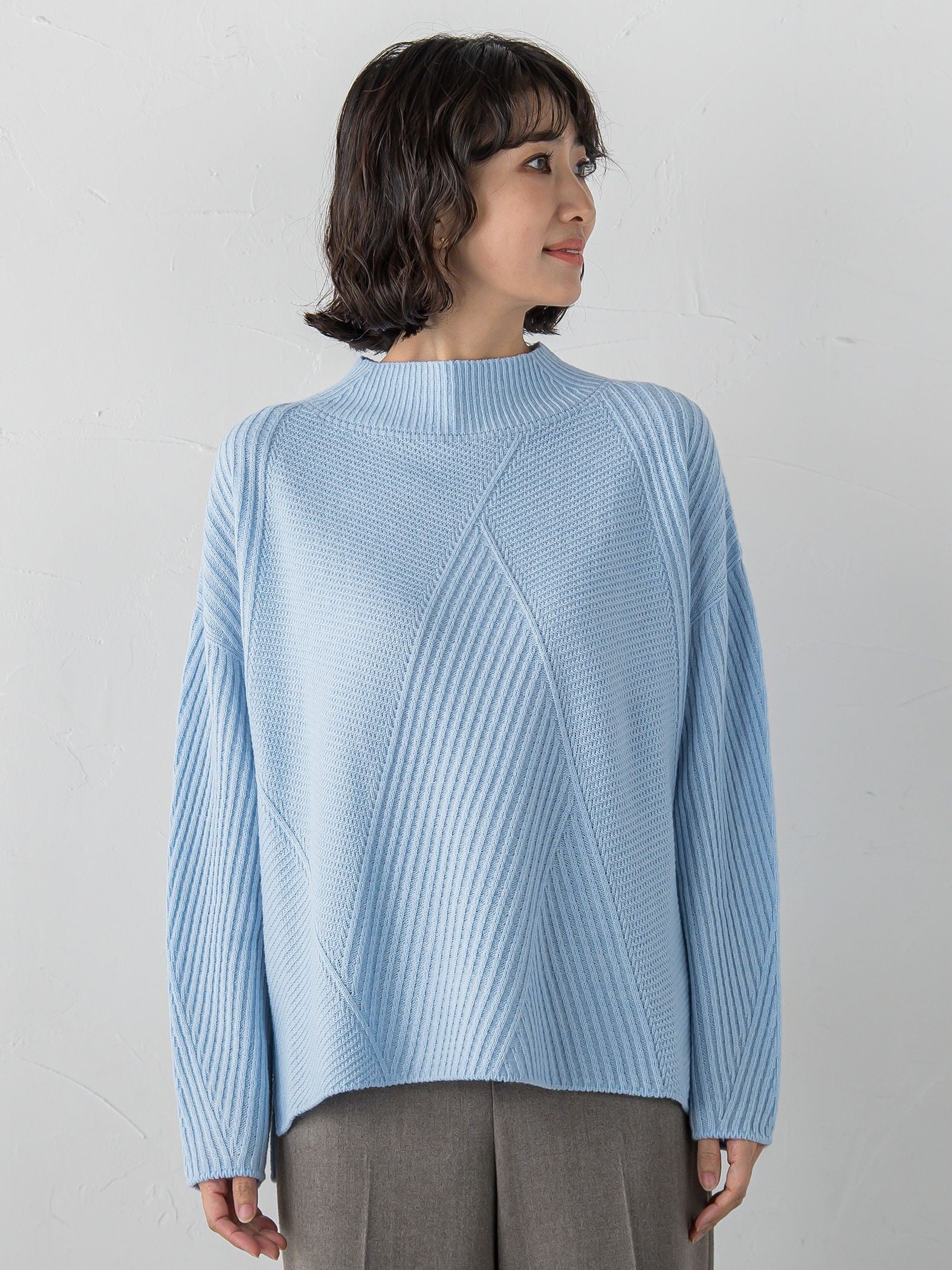 ヘリンボーンニット