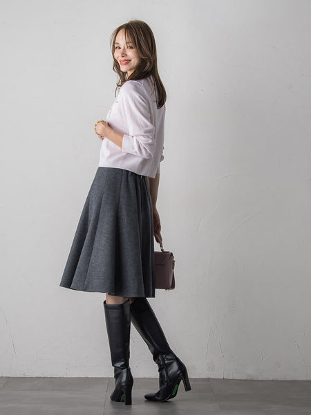 Vネックビジューカーディガン≪手洗い可能≫