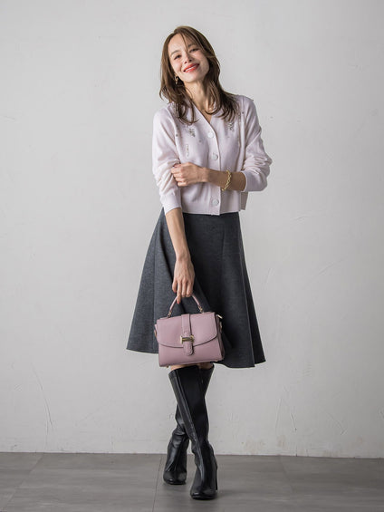 Vネックビジューカーディガン≪手洗い可能≫