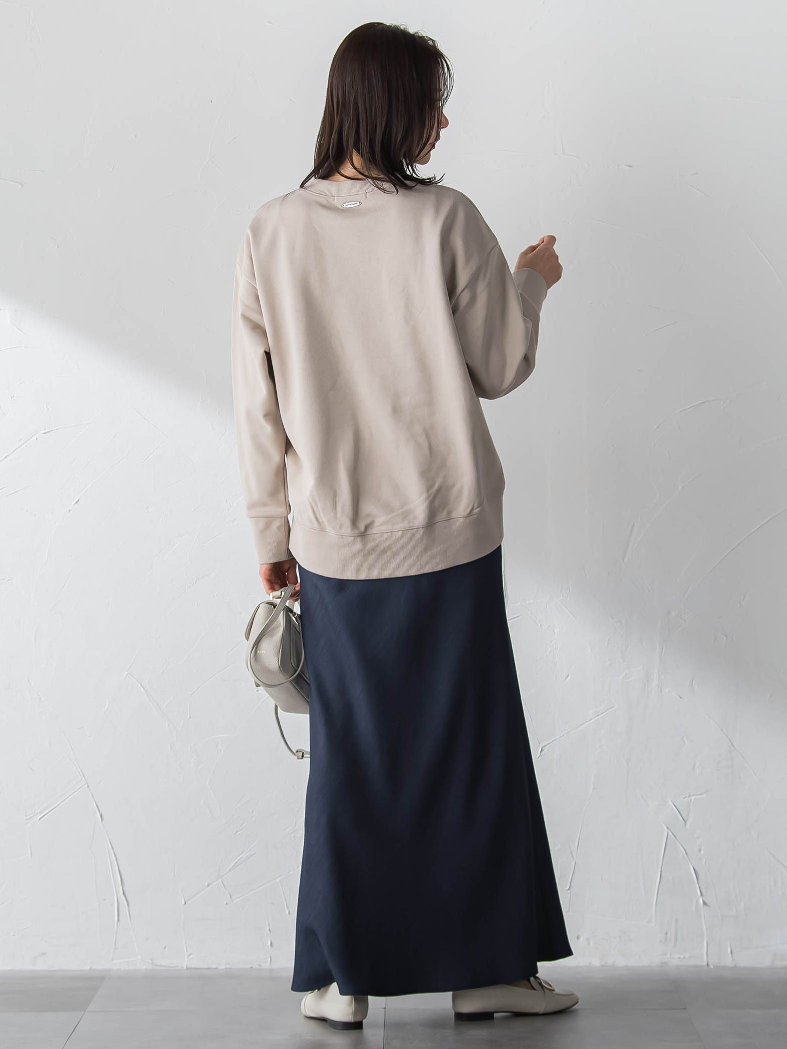 【WEB限定】バックプレートカットソー