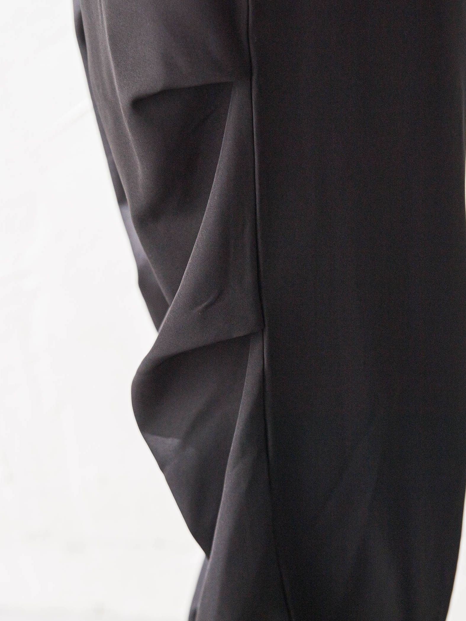 【WEB限定】タックパラシュートパンツ