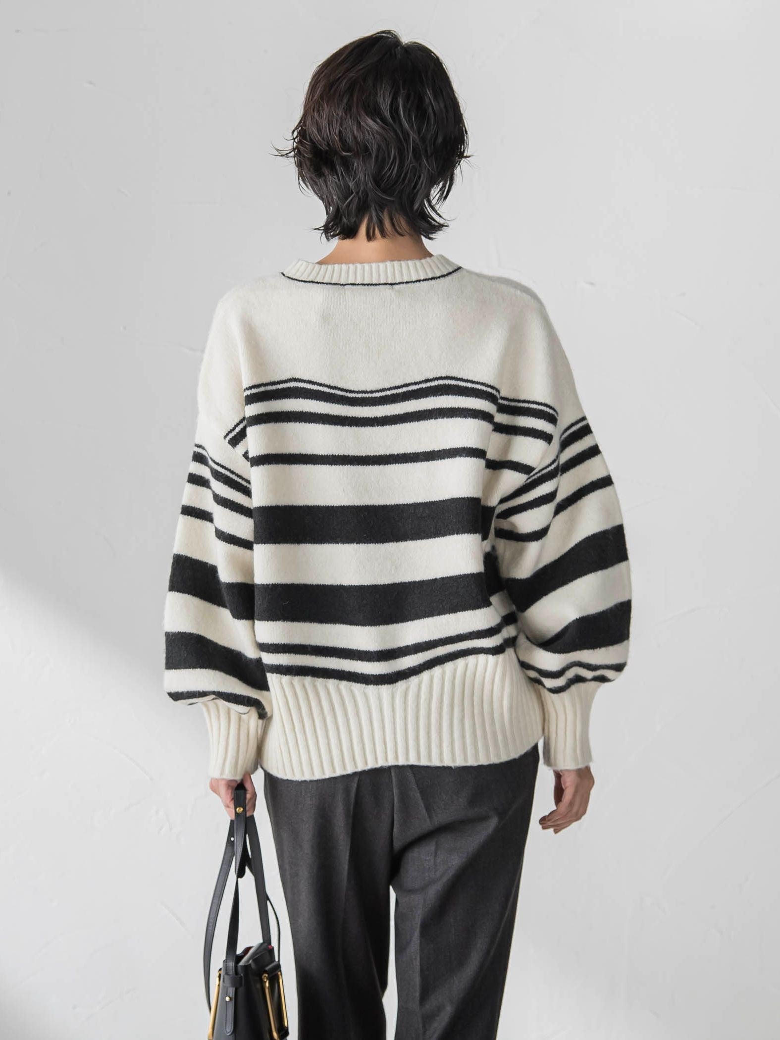 【WEB限定】”ふんわり着心地”ランダムボーダーニット