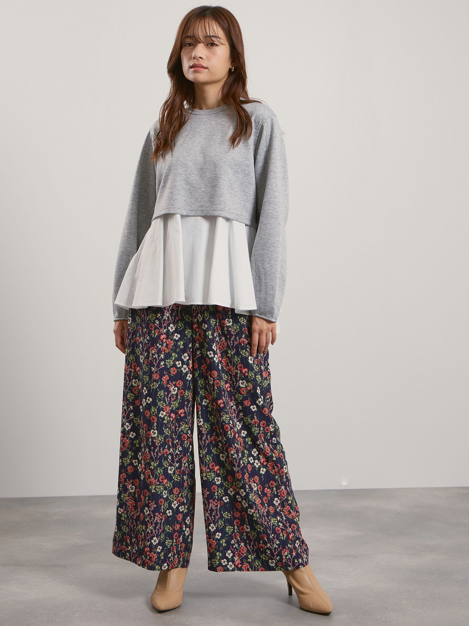 マルチフラワーイージーワイドパンツ≪手洗い可能≫