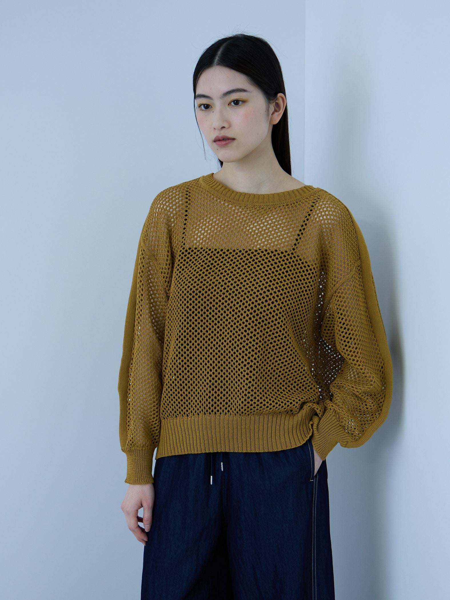 クルーネックワイドプルオーバー