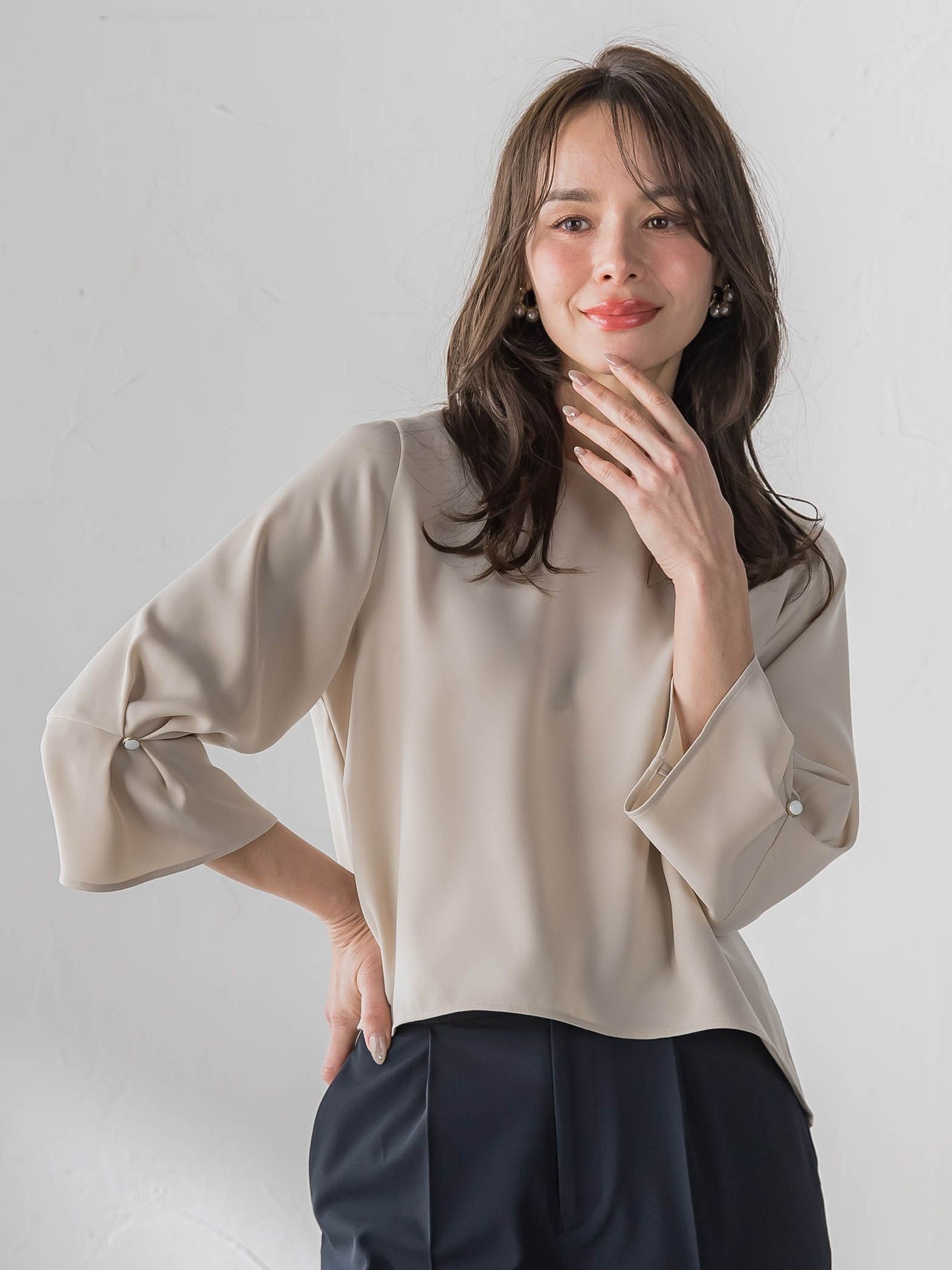 ダブルサテンブラウス