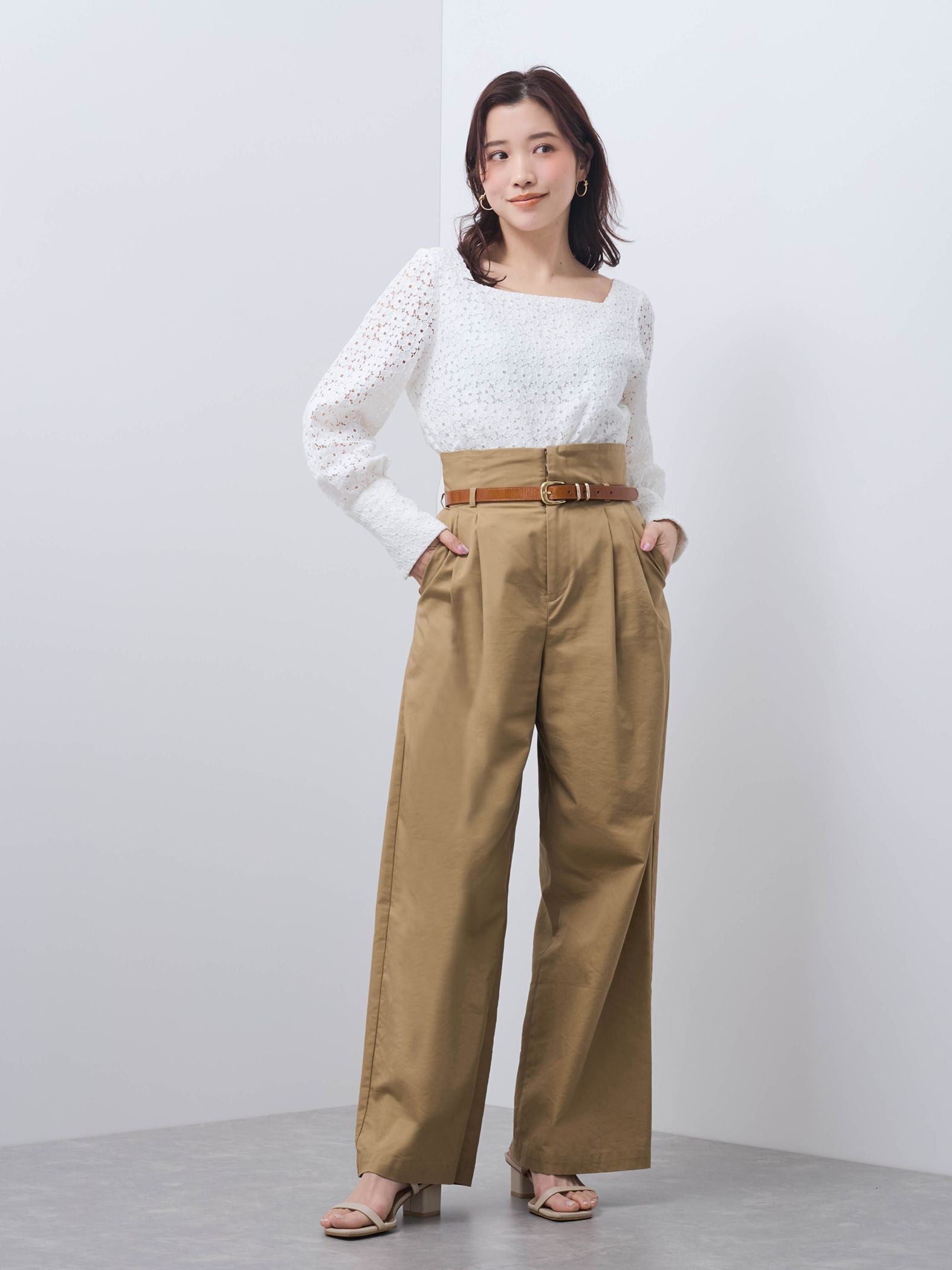 【SHIORI IRIE コラボ】スクエアネックレースブラウス≪手洗い可能≫