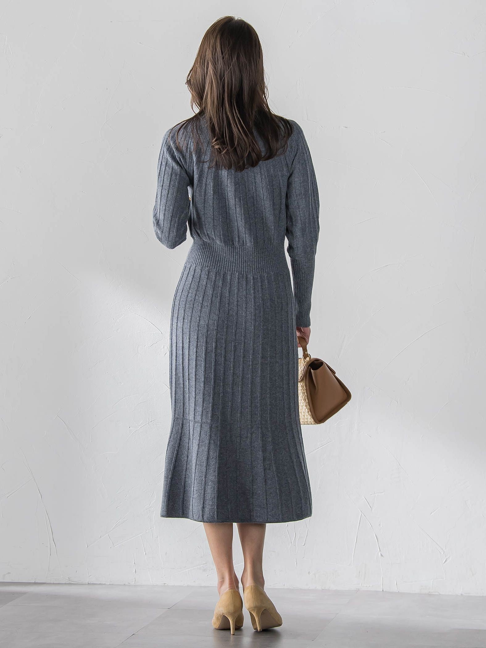 ニットワンピース