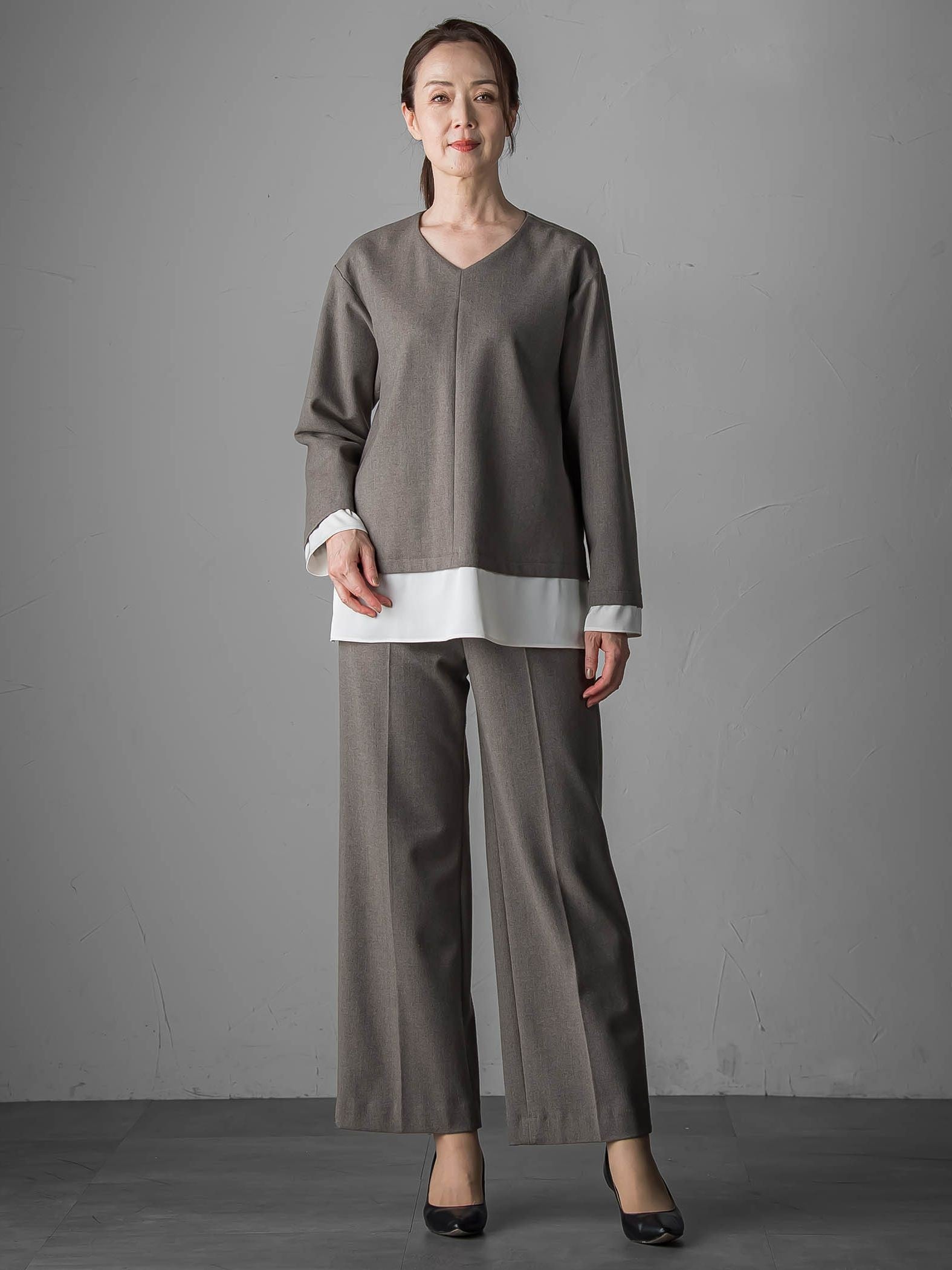 【大きいサイズ】ピクシエスタVネックブラウス