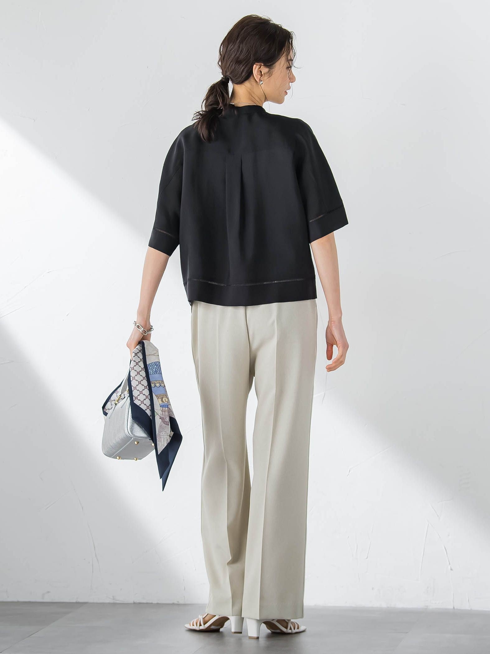 【カタログ掲載】ハシゴレースシアーブロードブラウス