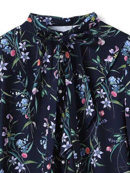 ウィンターフラワープリントブラウス