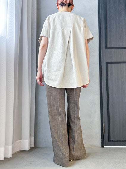 【WEB限定】レーヨンリネンポプリンVネックブラウス