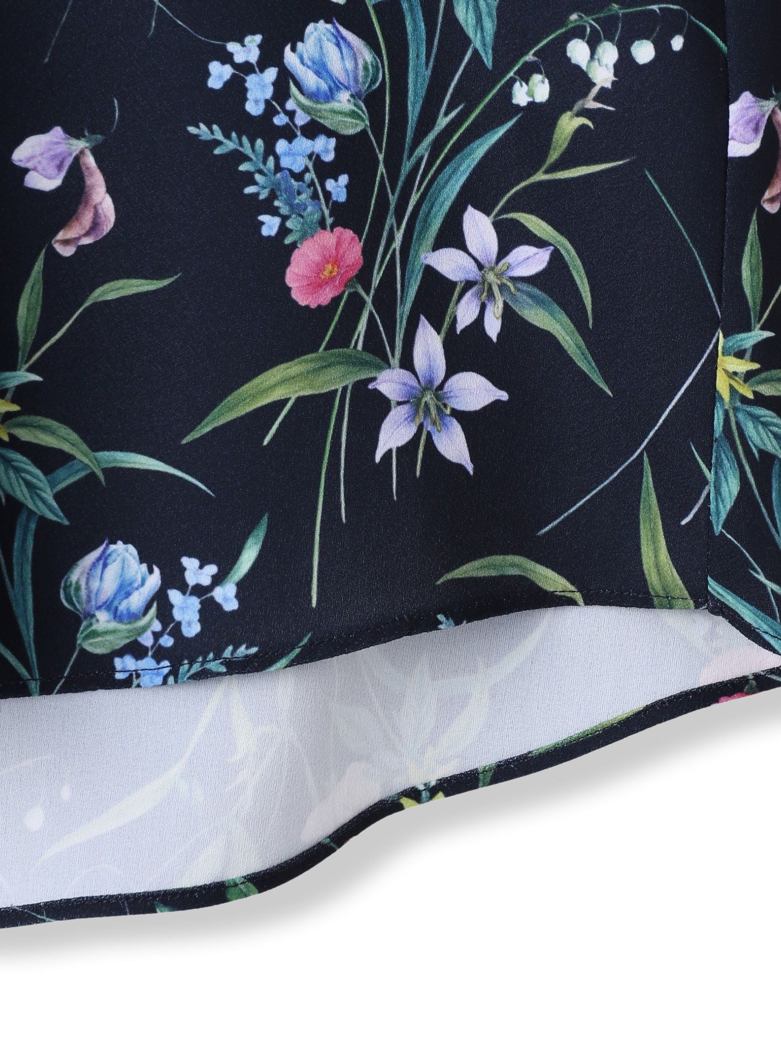 ウィンターフラワープリントブラウス