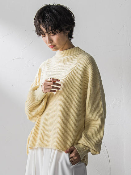 ラメリブボトルネックニット≪手洗い可能≫