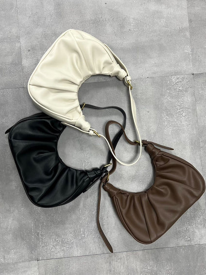 【KOREAN ITEM】フェイクレザー半月型ショルダーバッグ