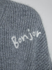 メッセージ刺繍Vネックニットプルオーバー≪手洗い可能≫