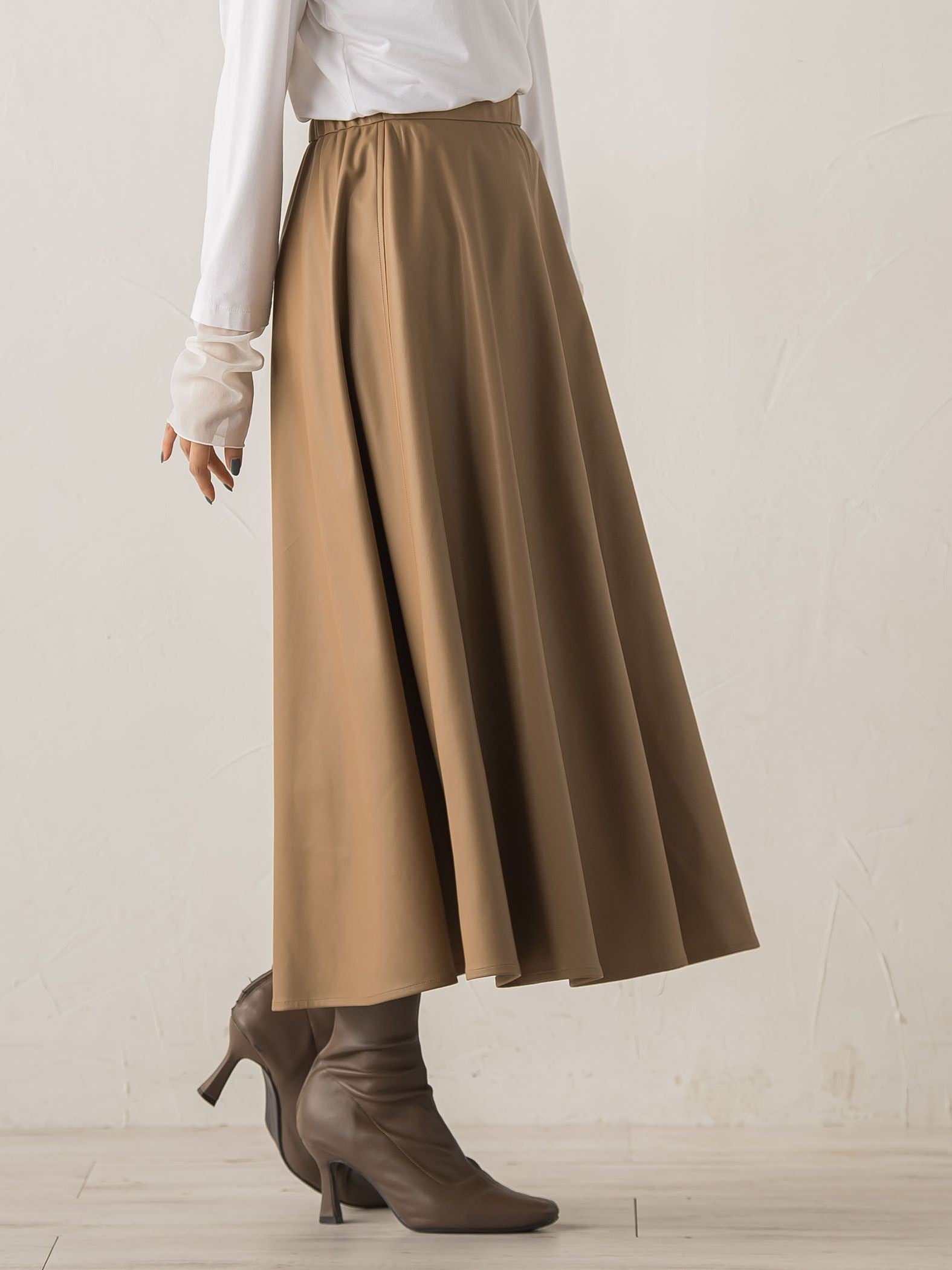 レザーライクスカート≪洗濯機で洗える≫