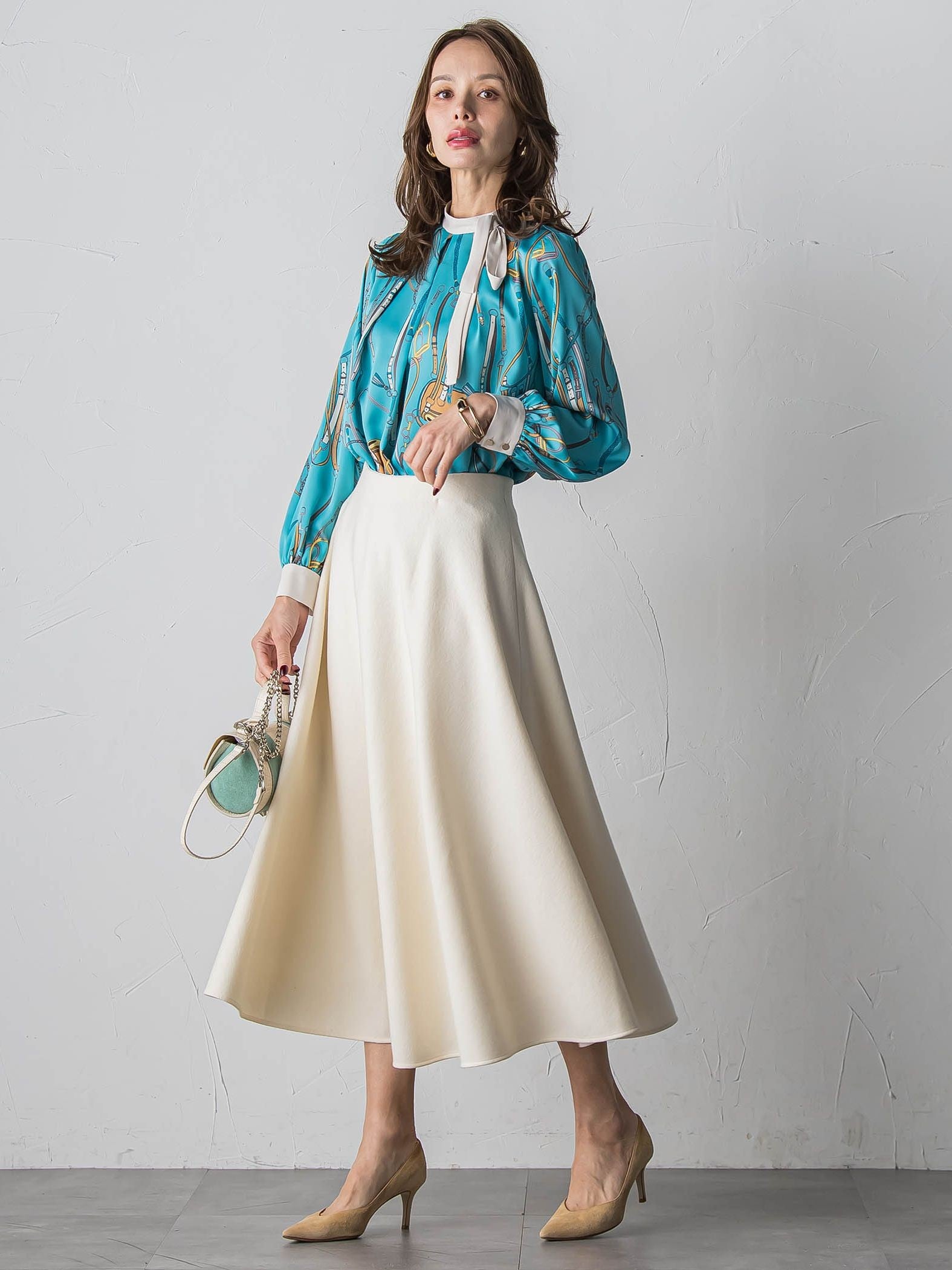 メルトンサーキュラースカート