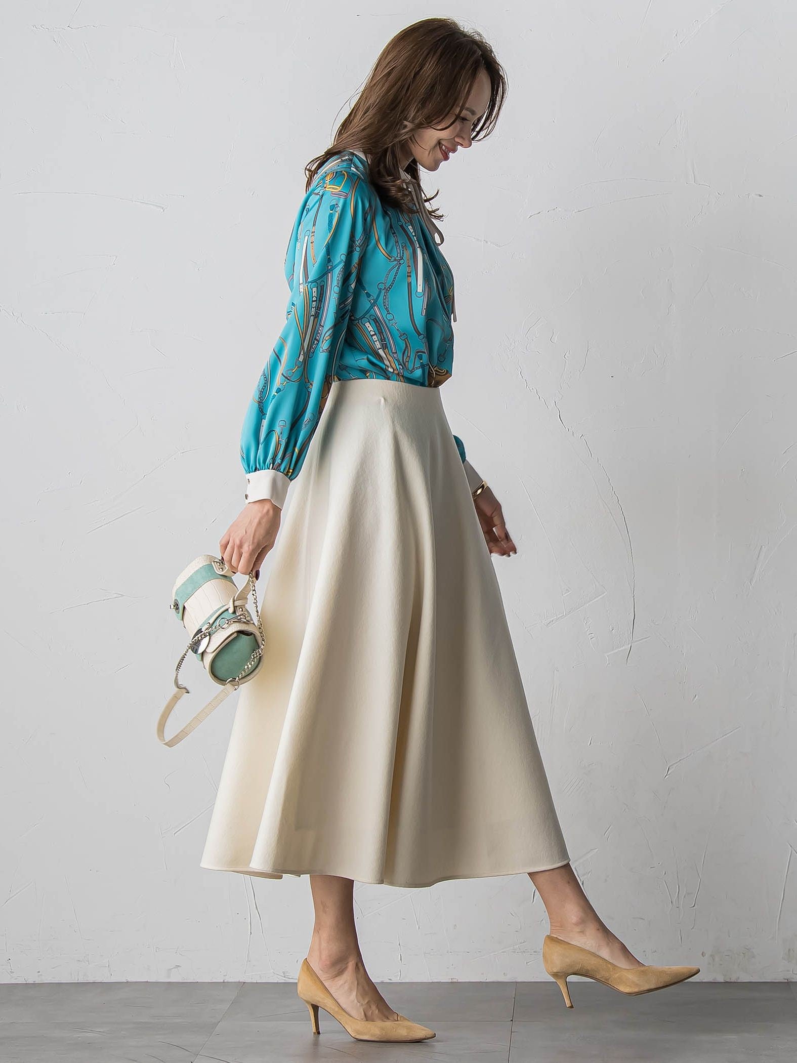 メルトンサーキュラースカート