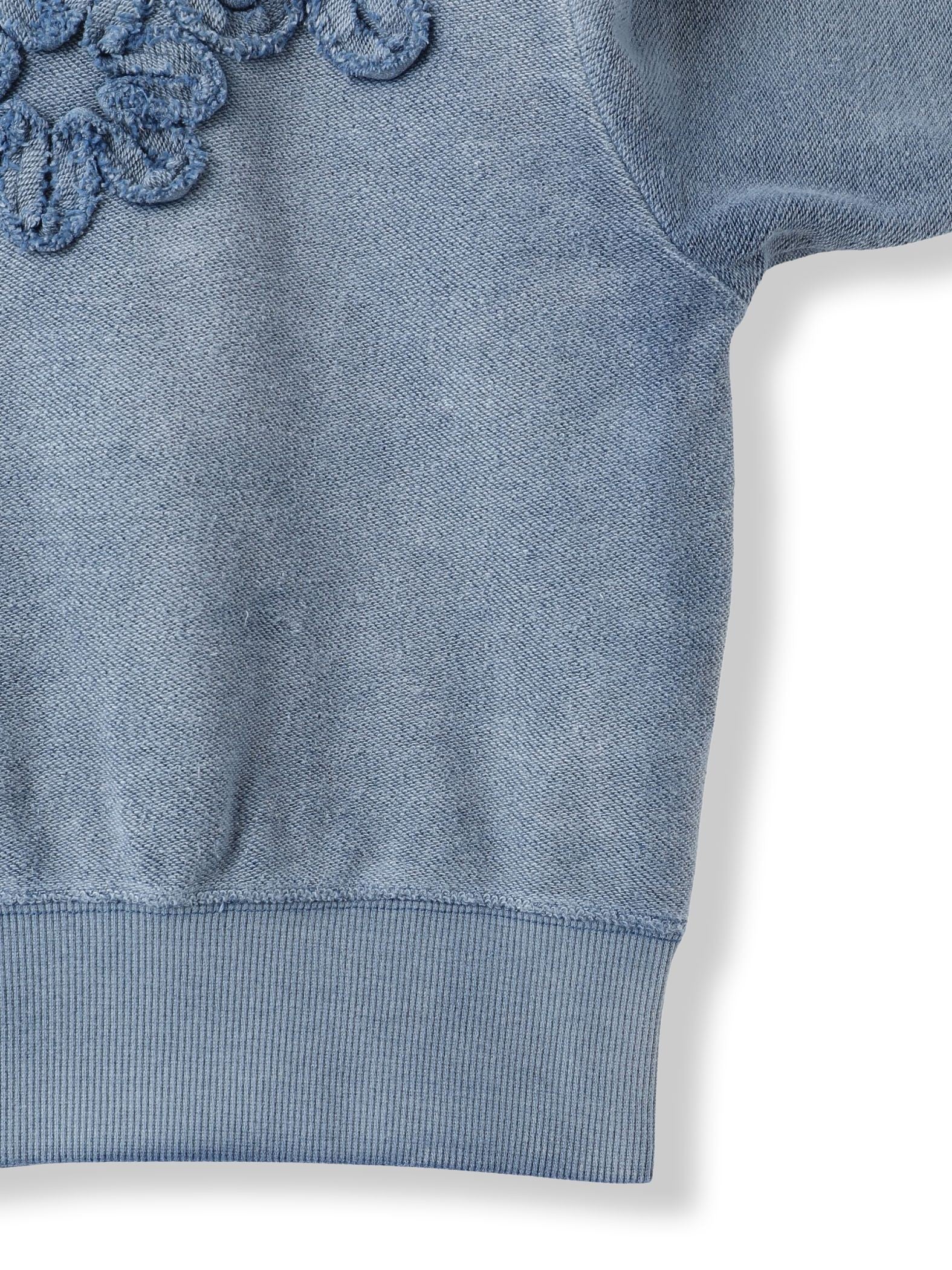 フラワーモチーフプルオーバー≪洗濯機で洗える≫