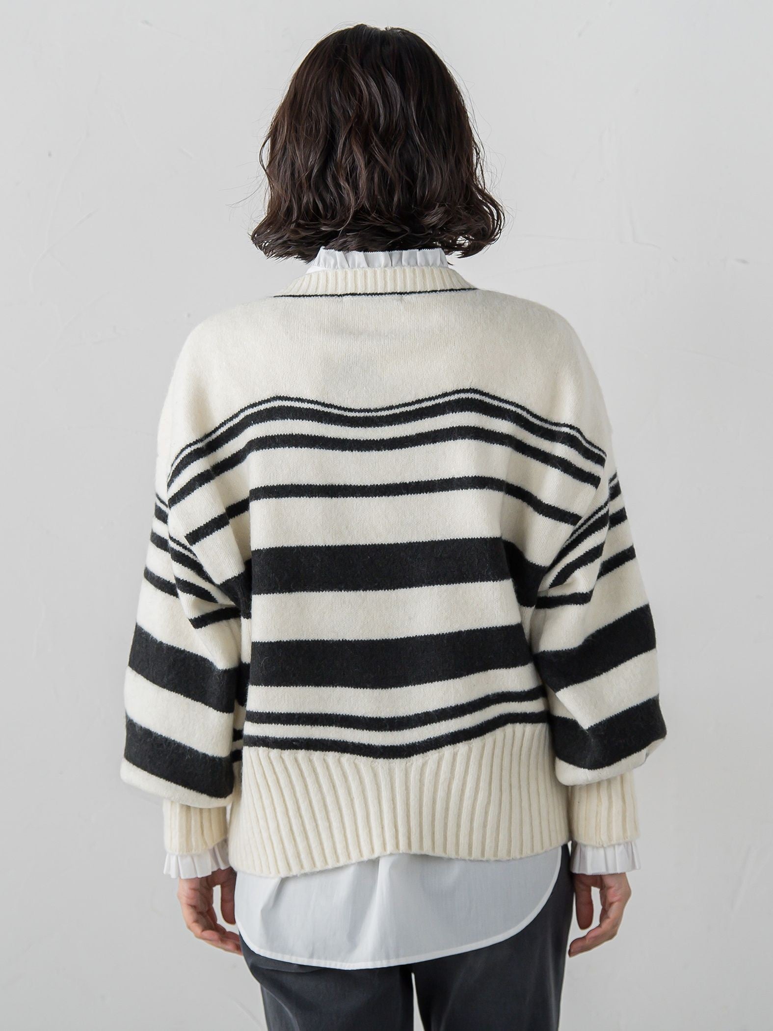 【WEB限定】”ふんわり着心地”ランダムボーダーニット