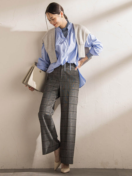 コットンフリルカラーブラウス