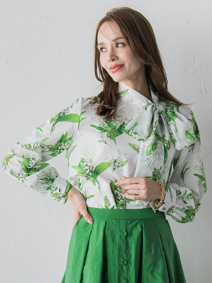 スズランプリントブラウス