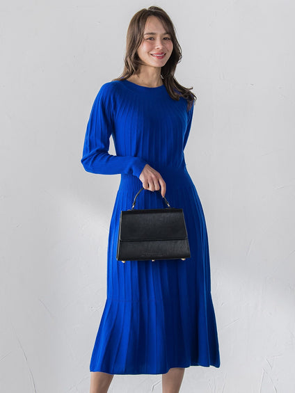 ニットワンピース