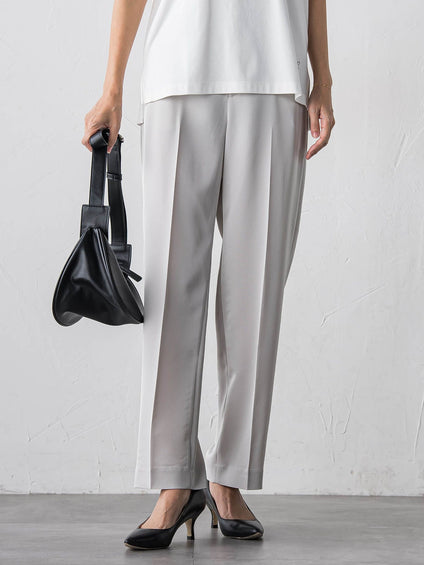 【大きいサイズ】【受注会限定】トリアセチノテーパードパンツ