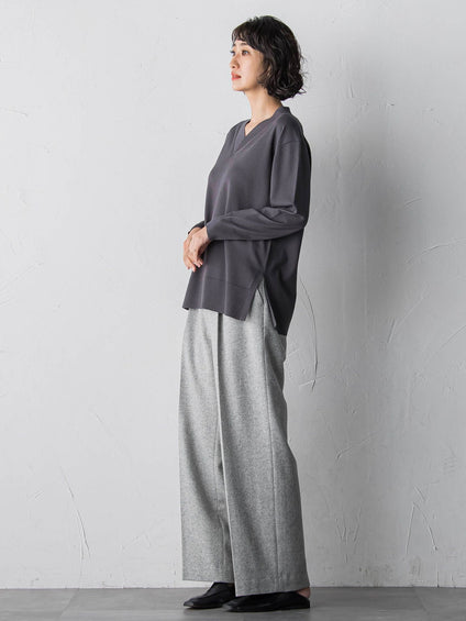 Vネックニット≪手洗い可能≫