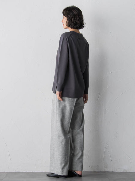 Vネックニット≪手洗い可能≫