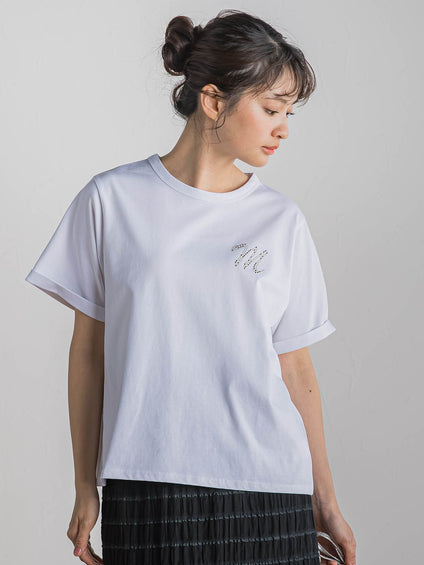 ロゴブローチ風Tシャツ≪手洗い可能≫