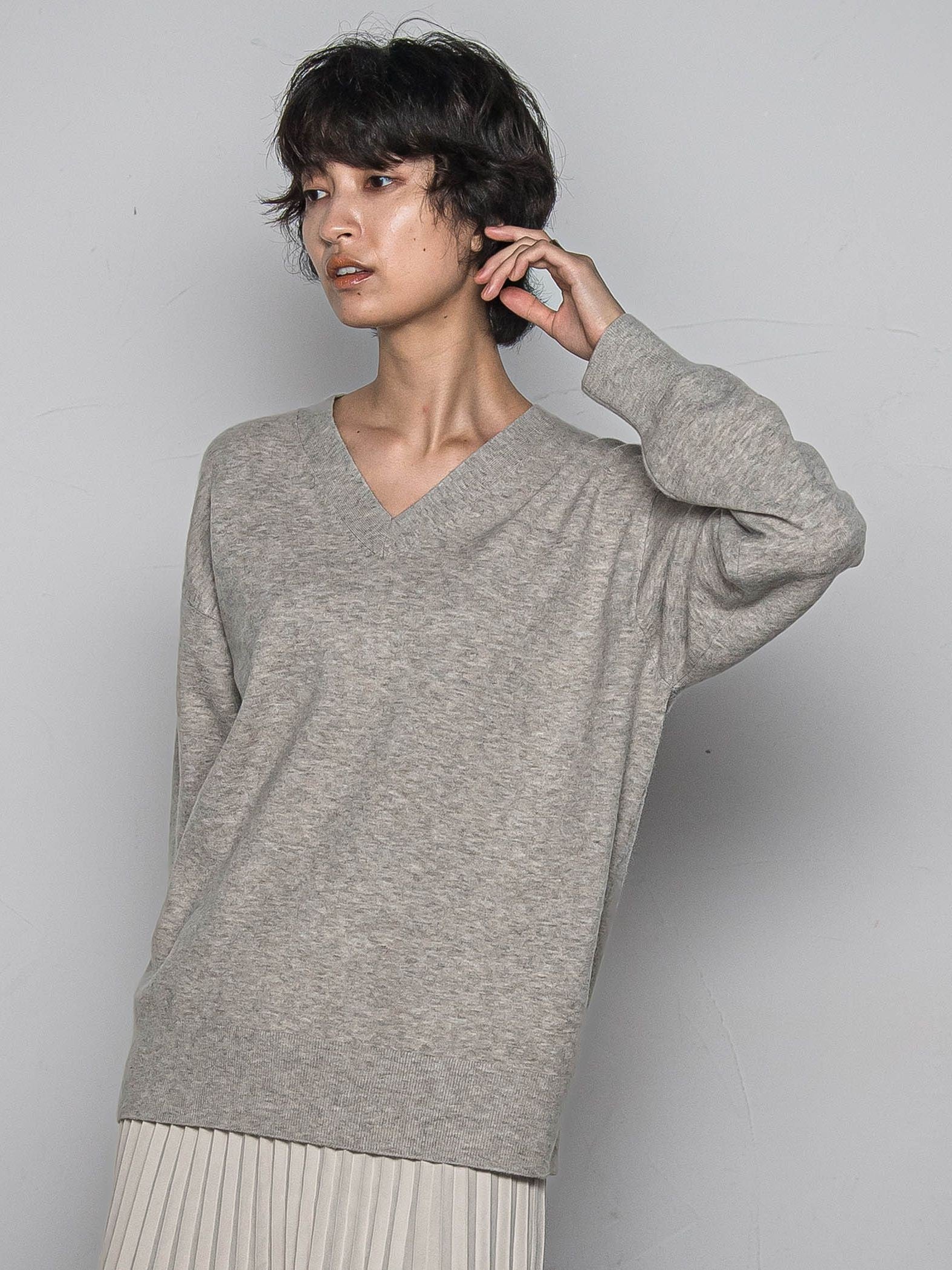 【ふわもち】Vネックニット≪洗濯機で洗える≫