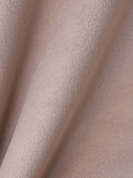 カジュアルだけど女っぽいフェイクムートンジャケット