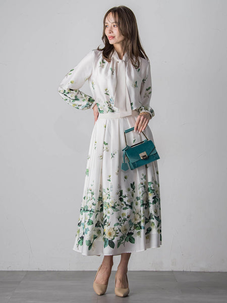 クリスマスローズブラウス