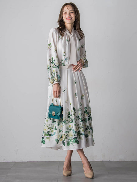 クリスマスローズブラウス