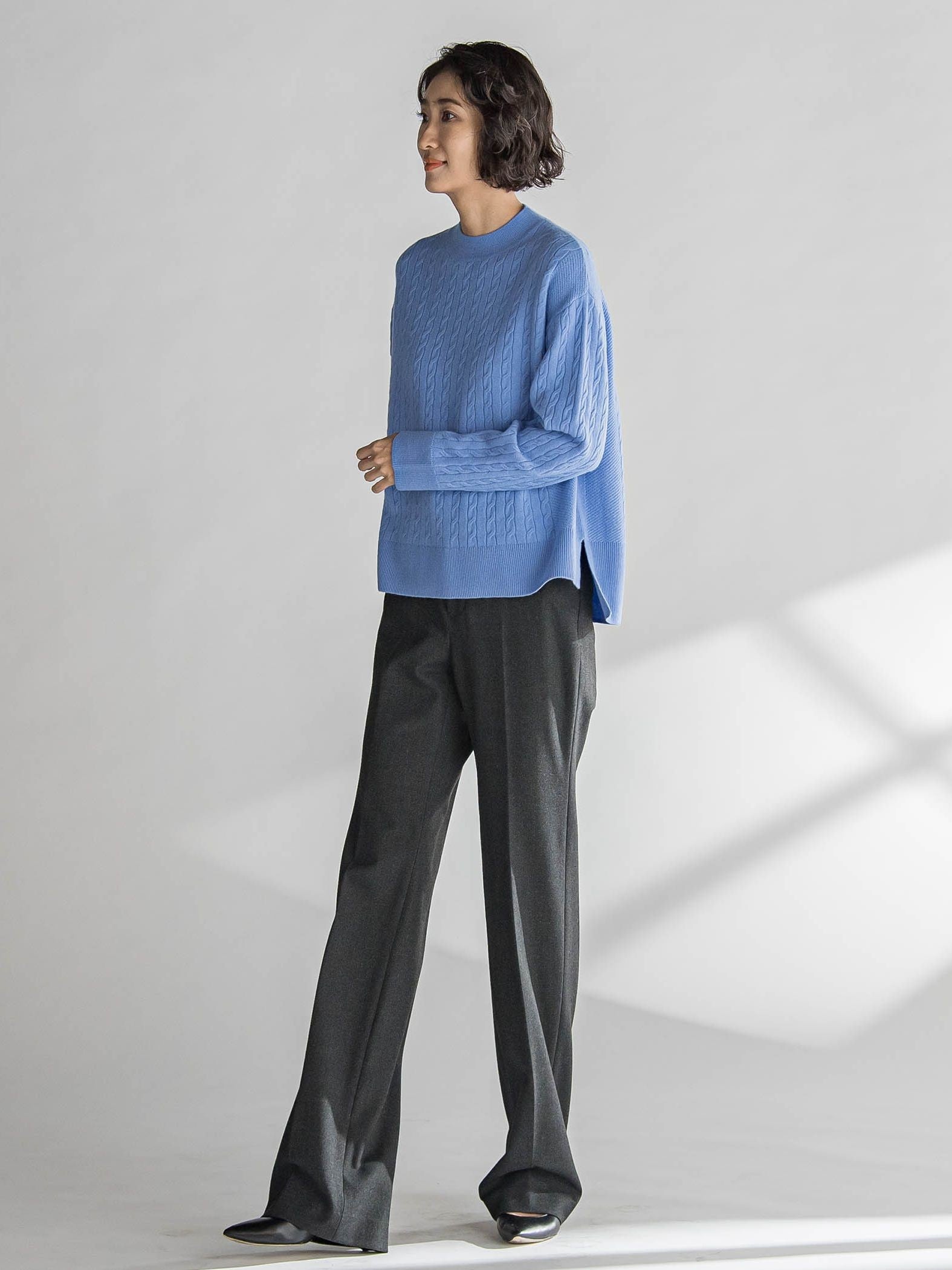 ケーブルニット