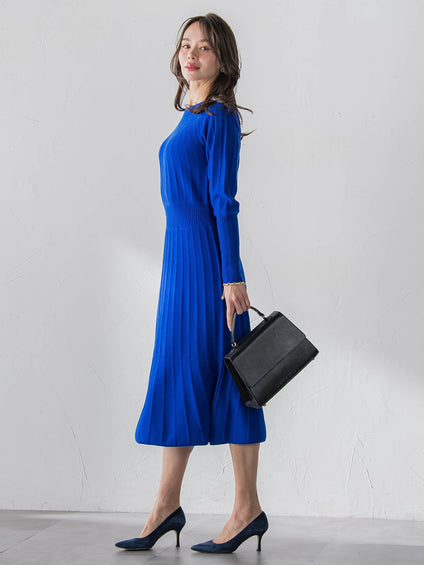 ニットワンピース