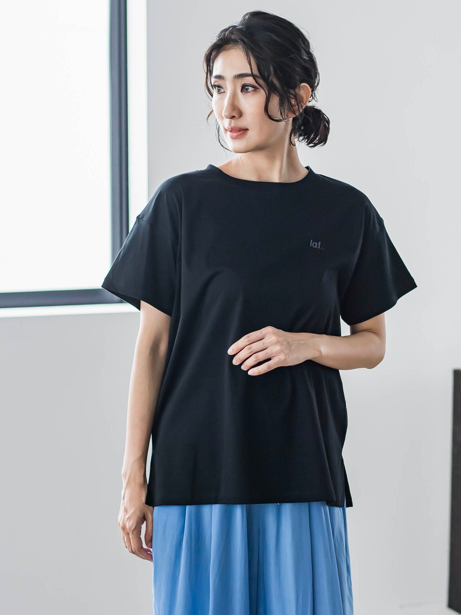 【J Lounge限定】la.f...ロゴTシャツ≪手洗い可能≫