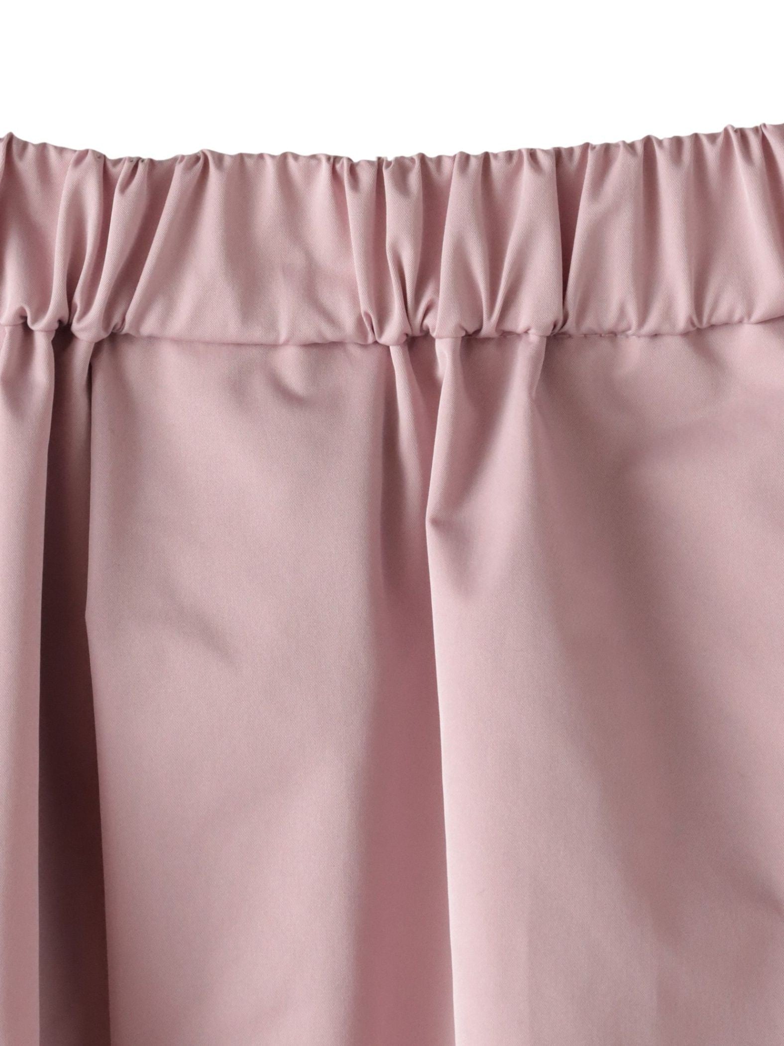 タフタフレアスカート